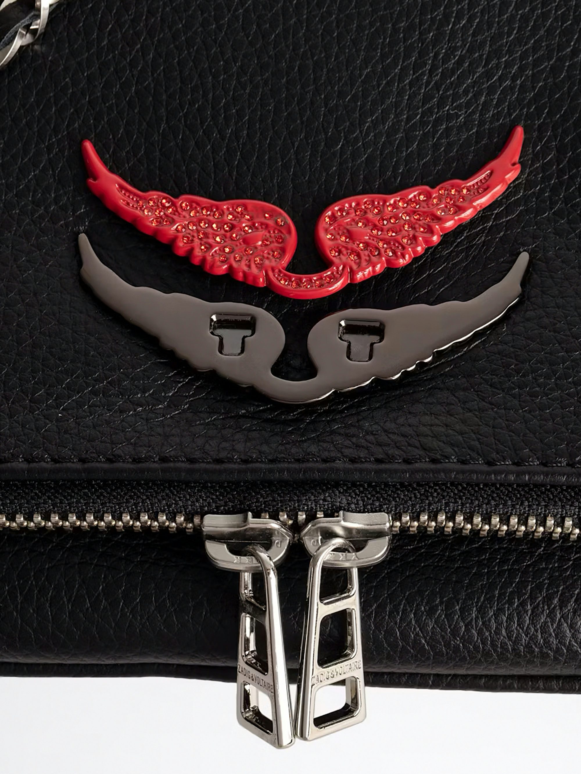 Charm Swing Your Wings - Charm ailes à clipser sur un sac Swing your Wings, conçu pour personnaliser exclusivement cette gamme de sacs.